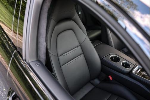 2022 Porsche Panamera Turbo S