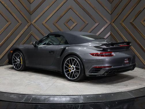 2019 Porsche 911 Turbo S