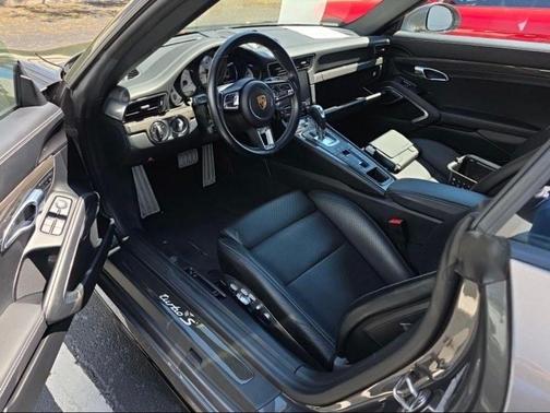 2019 Porsche 911 Turbo S