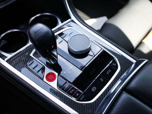 Donington Grey Metallic 2022 BMW M8 Competition