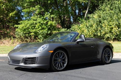 2019 Porsche 911 Carrera 4