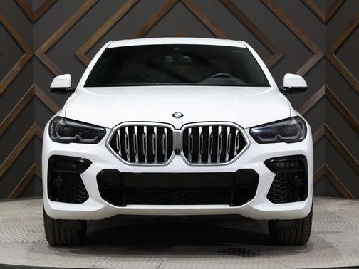 2022 BMW X6 xDrive40i