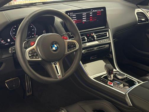 2025 BMW M8 Competition