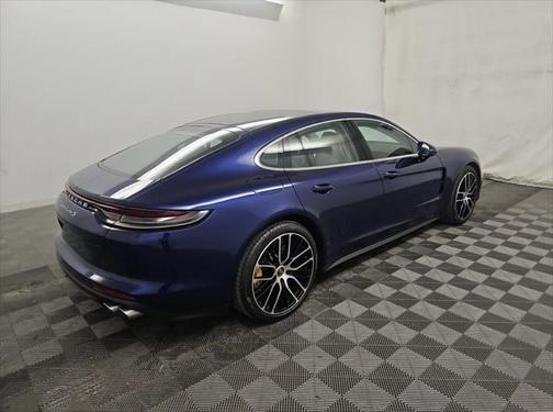 2023 Porsche Panamera Turbo S