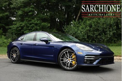 2023 Porsche Panamera Turbo S