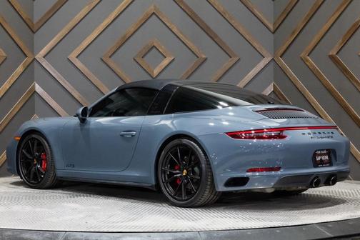 2018 Porsche 911 Targa 4S