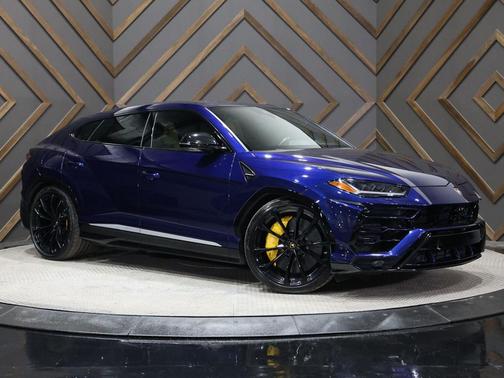 2019 Lamborghini Urus 