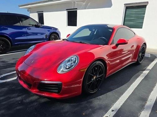 2019 Porsche 911 Carrera 4