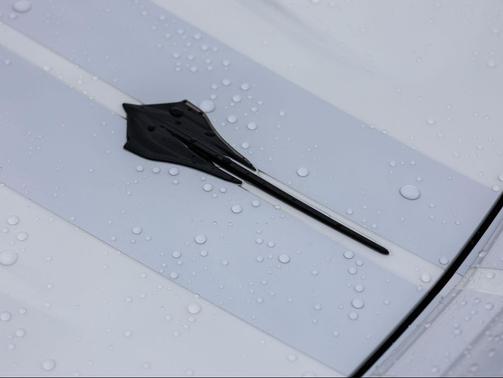 White Pearl Metallic Tricoat 2023 Chevrolet Corvette Stingray w/3LT