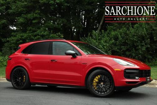 2023 Porsche Cayenne E-Hybrid S