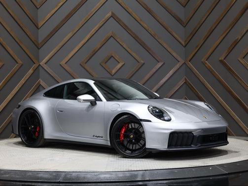 2026 Porsche 911 Carrera GTS