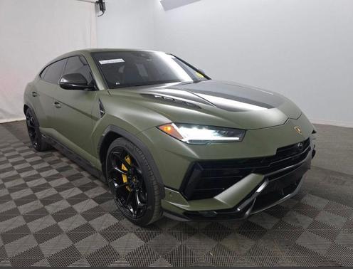 2023 Lamborghini Urus Performante