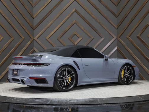 2025 Porsche 911 Turbo S