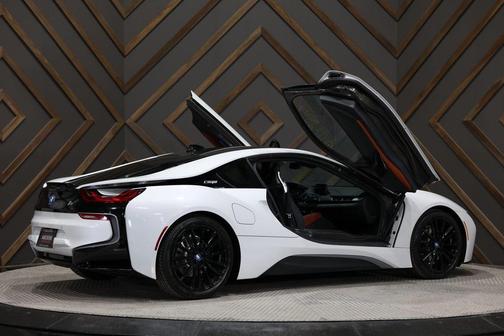 2019 BMW i8 Base
