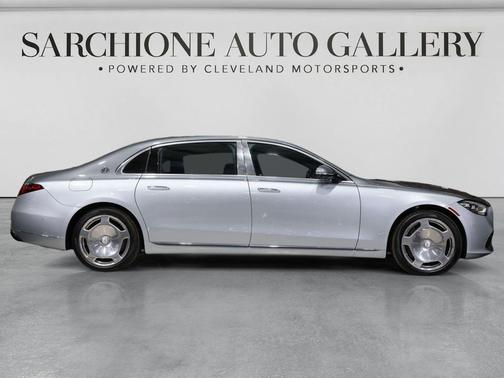Cirrus Silver Metallic 2024 Mercedes-Benz Maybach S 580 4MATIC