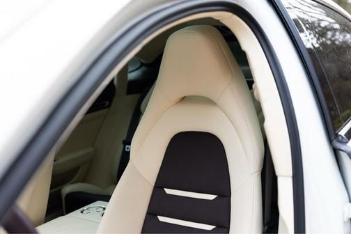 2023 Porsche Panamera Turbo S Executive