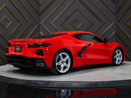 2022 Chevrolet Corvette Stingray w/2LT
