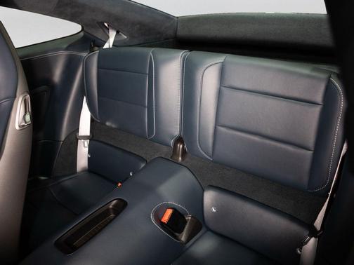 Graphite Blue Metallic 2018 Porsche 911 Turbo