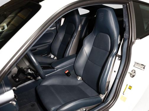 Graphite Blue Metallic 2018 Porsche 911 Turbo