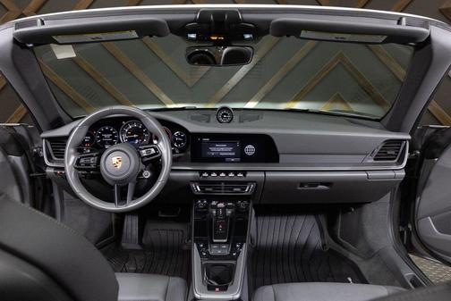 2023 Porsche 911 Carrera