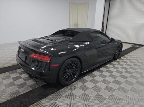 2018 Audi R8 5.2 V10 plus