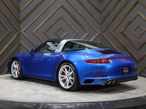 2017 Porsche 911 Targa 4S