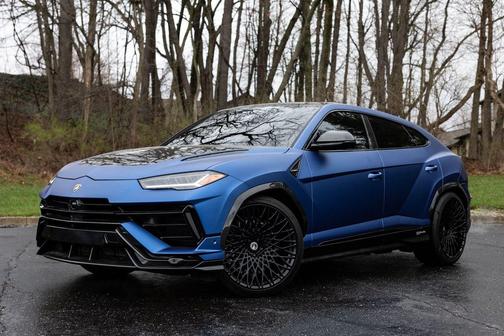 2023 Lamborghini Urus Performante