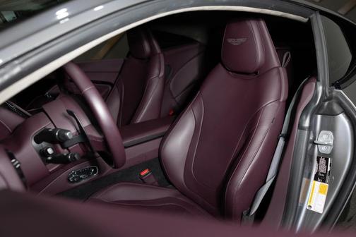 2019 Aston Martin DB11