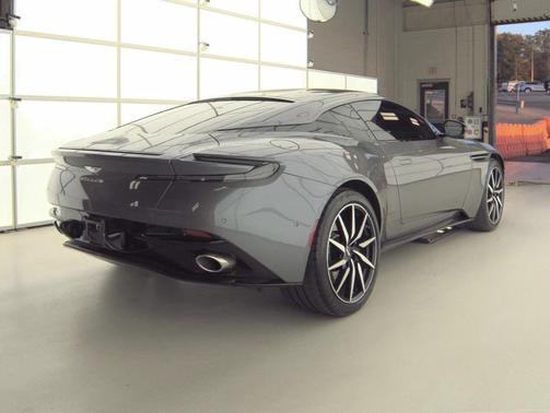 2019 Aston Martin DB11 