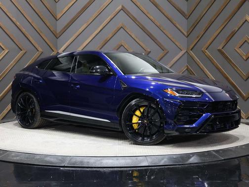 Blue 2019 Lamborghini Urus Base