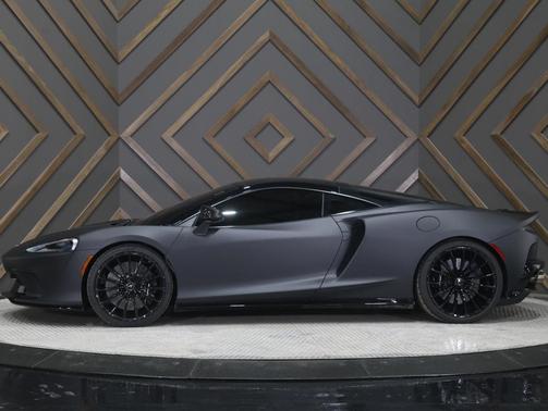 2021 McLaren GT Coupe