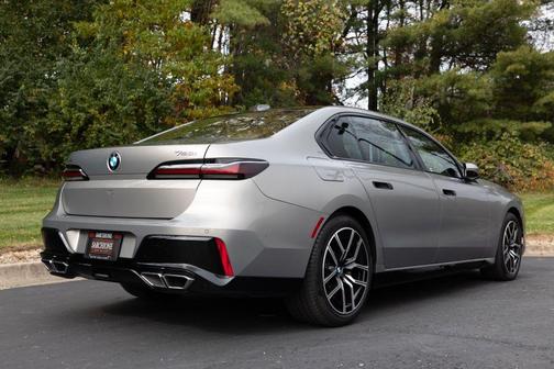 2024 BMW 760 xDrive