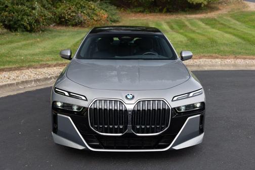 2024 BMW 760 xDrive
