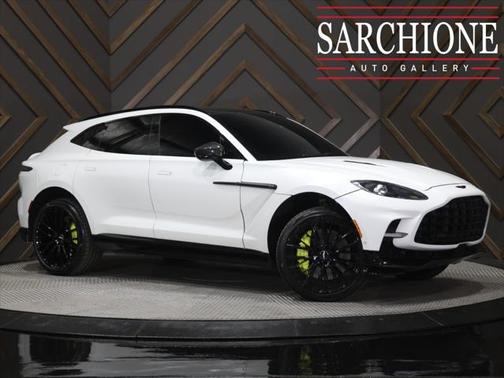 2023 Aston Martin DBX 707