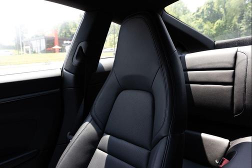 2022 Porsche 911