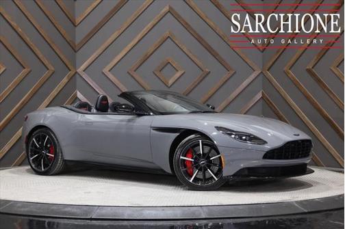 2023 Aston Martin DB11 Volante
