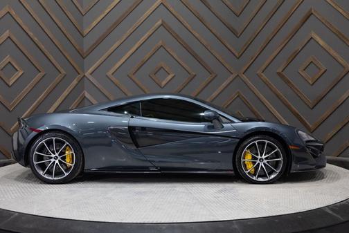 2019 McLaren 570S Base
