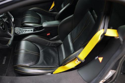 2019 McLaren 570S Base