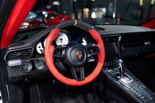 2018 Porsche 911 GT2 RS