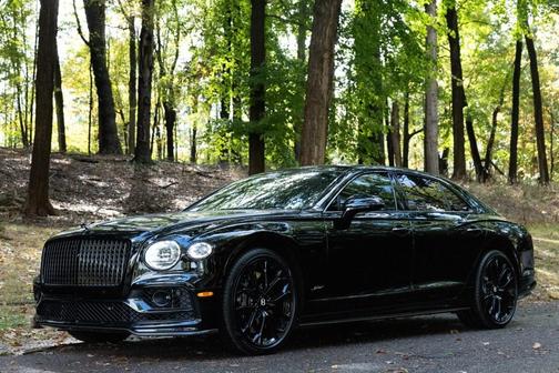 2023 Bentley Flying Spur 