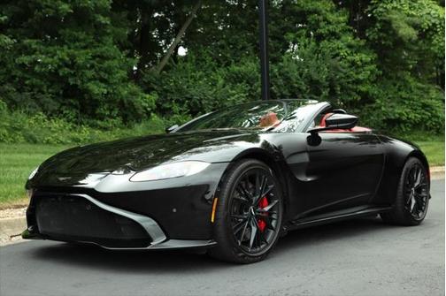 2021 Aston Martin Vantage Roadster