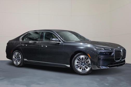 2025 BMW i7 xDrive60