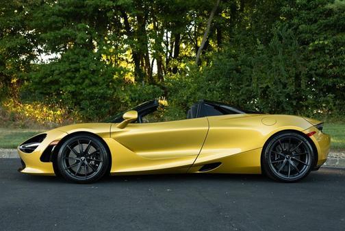 2020 McLaren 720S Base