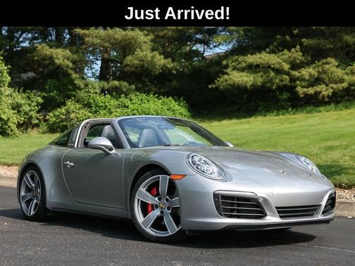 GT Silver Metallic 2017 Porsche 911 Targa 4S