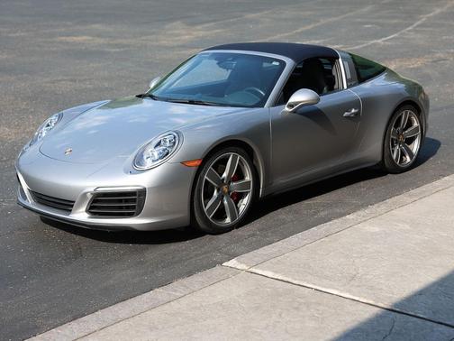 GT Silver Metallic 2017 Porsche 911 Targa 4S