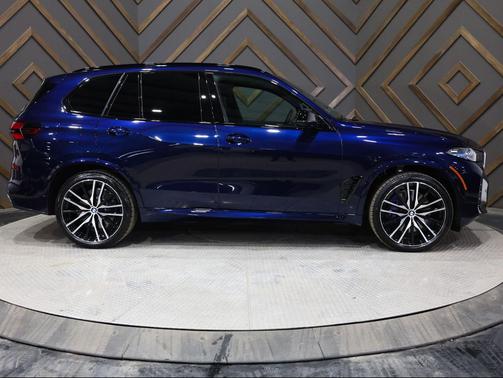 Tanzanite Blue II Metallic 2026 BMW X5 M60i