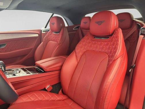 Candy Red by Mulliner 2023 Bentley Continental GT Base