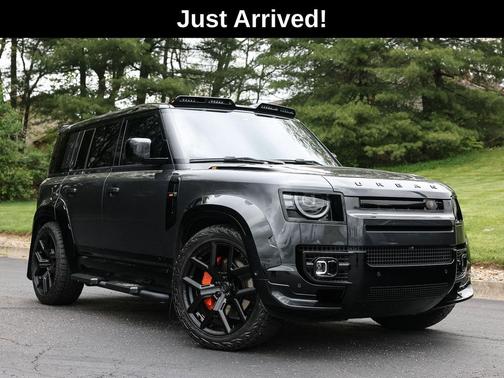 Carpathian Grey Premium Metallic 2026 Land Rover Defender 110 V8