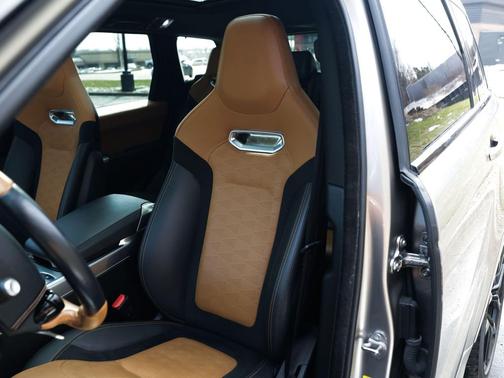 2022 Land Rover Range Rover Sport SVR