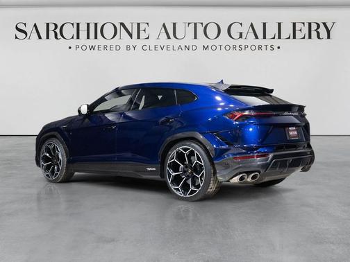 Blue 2024 Lamborghini Urus Performante